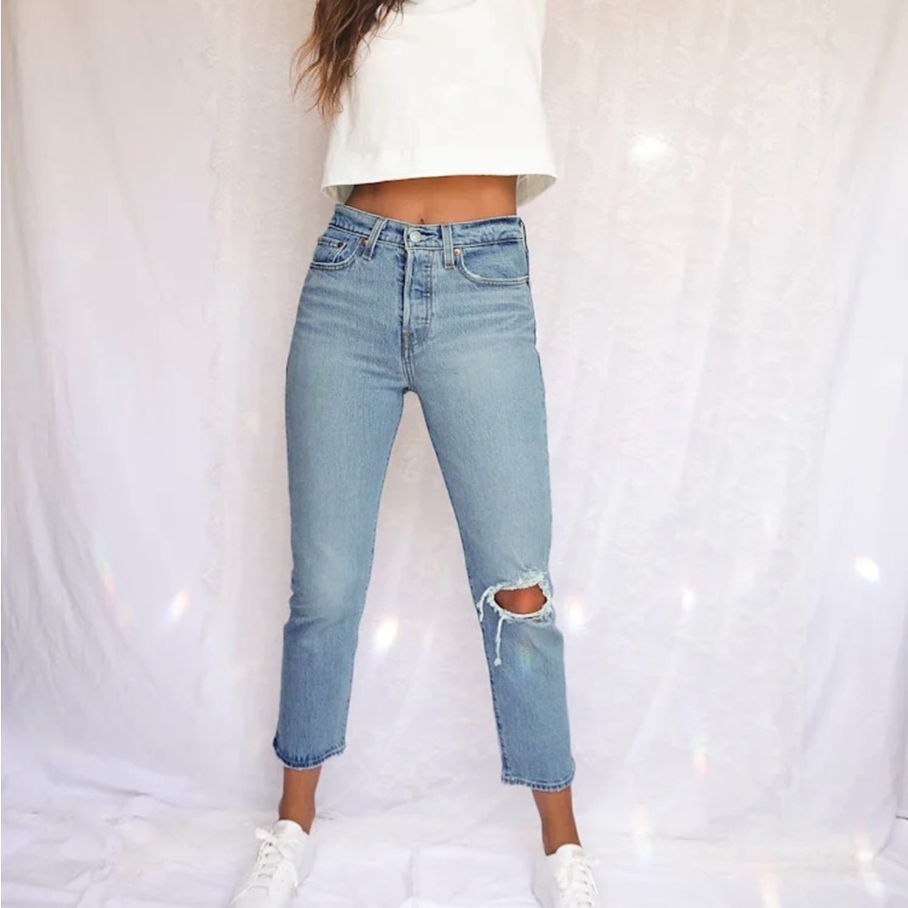Levi’s wedgie straight high rise jeans